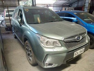 Green Subaru Forester 2014 at 57000 km for sale