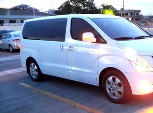 Pearl White Hyundai Grand Starex 2011 for sale in Automatic