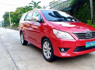Red Toyota Innova 2013 Manual Diesel for sale
