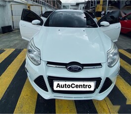 Sell Pearl White 2013 Ford Focus in Subic