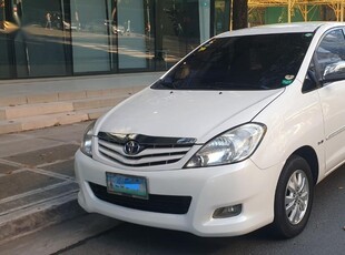 Sell White 2012 Toyota Innova in Pasig