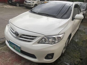 Sell White 2013 Toyota Corolla Altis in Quezon City