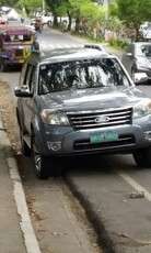 Selling Ford Everest 2011 in Quezon City