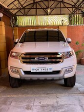 Selling Ford Everest 2017