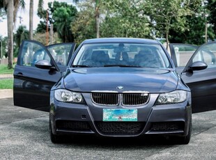 Selling Grey BMW 320I 2005 in Quezon