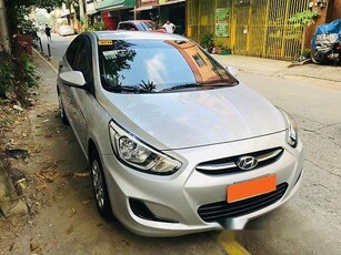 Selling Silver Hyundai Accent 2015 in Pasig