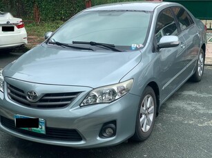 Selling Silver Toyota Corolla Altis 2013 in Quezon City