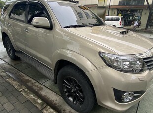 Selling Silver Toyota Fortuner 2015 in Pasig