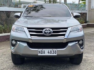 Selling Silver Toyota Fortuner 2018 in Cainta