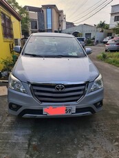 Selling Silver Toyota Innova 2016 in Quezon