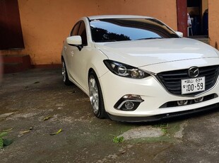 Selling White Mazda 3 2016 in Quezon City