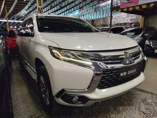 Selling White Mitsubishi Montero sport 2016 in Quezon City