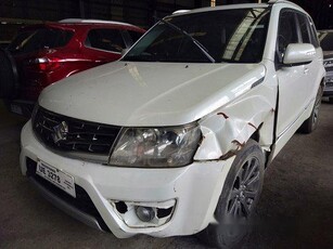 Selling White Suzuki Grand Vitara 2017 in Makati