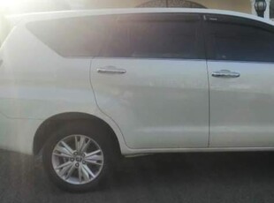 Selling White Toyota Innova 2020 in Las Piñas