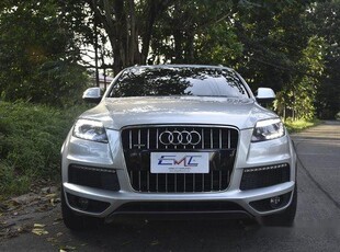 Silver Audi Q7 2010 Automatic Diesel for sale
