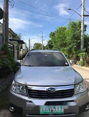 Silver Subaru Forester 2008 at 84000 km for sale