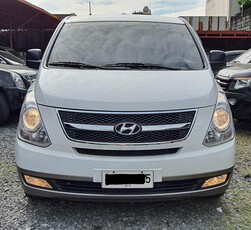 White Hyundai Grand Starex 2014 for sale