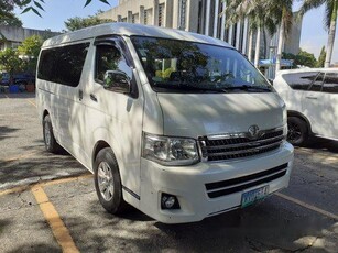 White Toyota Hiace 2013 at 66000 km for sale