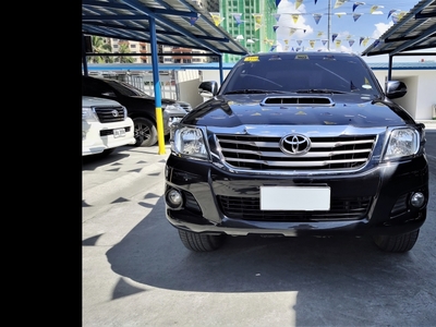 Selling 2014 Toyota Hilux Truck in Paranaque