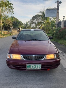 Red Nissan Exalta 1998 for sale in Manual
