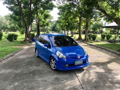 Selling Blue Honda Fit 2001 in Bulacan