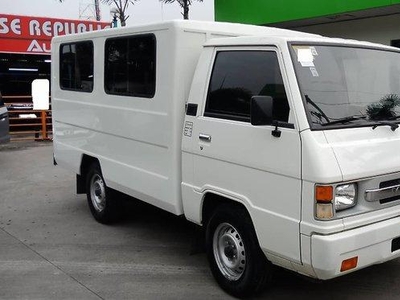 Selling White Mitsubishi L300 2015 Manual Diesel