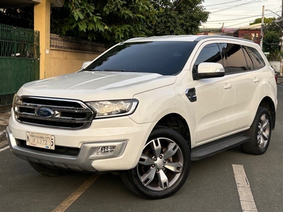 Sell White 2016 Ford Everest in Marikina