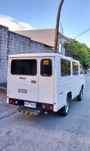 Selling White Mitsubishi L300 2023 in Quezon City
