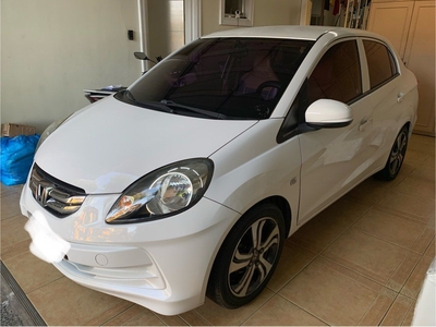 White Honda Brio amaze 2015 for sale in Quezon City