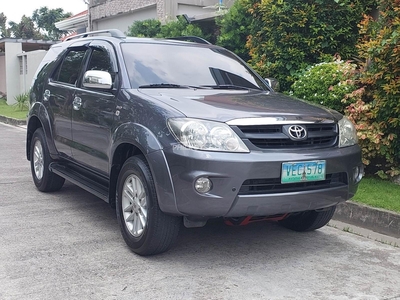 2008 Toyota Fortuner 2.4 G Diesel 4x2 AT in Angeles, Pampanga