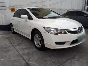 2011 Honda Civic 1.8V AT White Sedan For Sale