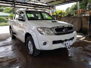 Well-maintained Toyota Hilux 2008 for sale