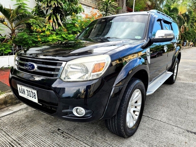 Bronze Ford Everest 2014 for sale in Automatic