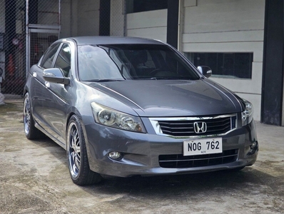 Sell White 2010 Honda Accord in Quezon City