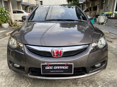 Selling White Honda Civic 2011 in Quezon City
