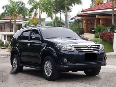 Accept trade in financing 2012 Toyota Fortuner G diesel Cebu