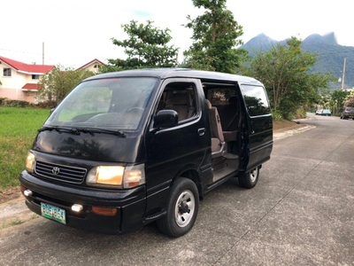 Sell 2nd Hand Toyota Hiace Van in Santo Tomas