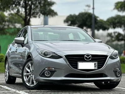Sell White 2015 Mazda 3 in Makati