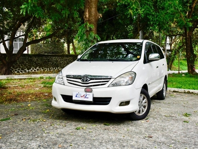 Selling White Acura RL 2011 in Quezon City