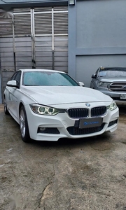 Selling White BMW 320D 2014 in Quezon