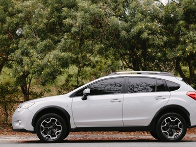Selling White Subaru Xv 2014 in Manila