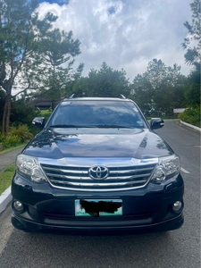 Selling White Toyota Fortuner 2012 in Muntinlupa