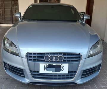 White Audi Tt 2010 for sale in Automatic