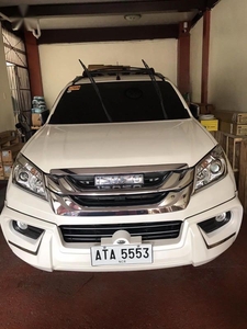 White Isuzu Mu-X 2014 for sale in Quezon City