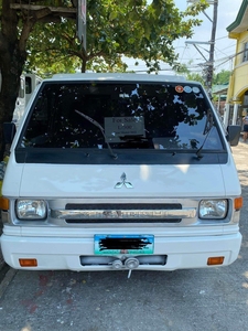 White Mitsubishi L300 2012 for sale in Cainta