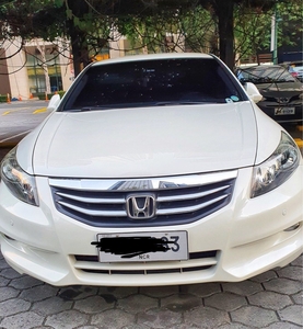 Pearl White Honda Accord 2011 for sale in Makati