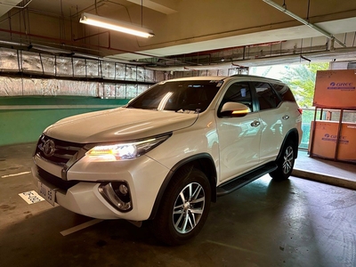 Pearl White Toyota Fortuner 2016 for sale in Parañaque