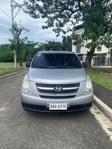 Sell White 2014 Hyundai Grand starex in Quezon City