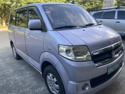 Selling White Suzuki Apv 2010 in Manila