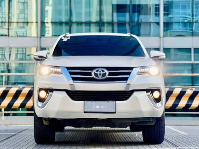 Selling White Toyota Fortuner 2017 in Makati